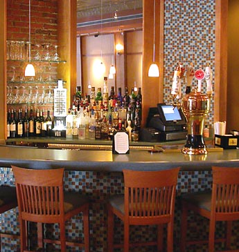 Photo of the bar at Winfield's